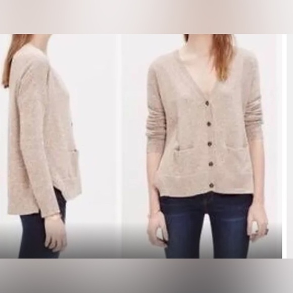 Madewell Sweaters - Madewell  Cardigan bottons Sweater women’s size:M color:beige/oats